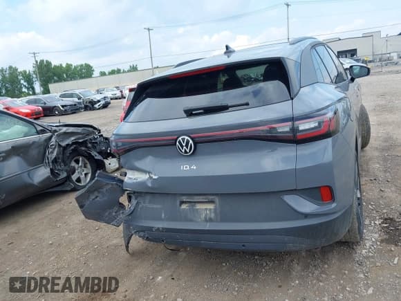 ✅ 2023 Volkswagen ID.4 Pro • VIN: 1V2VMPE85PC036338 • Лот: 42529725. Опубликован ранее на IAAI с пробегом 23 393 миль. Бесплатный доступ к архиву аукционных продаж из США и подробный отчёт об истории автомобиля на DreamBid. Изображение 16.