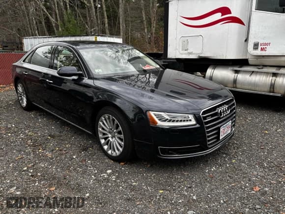 ✅ 2015 Audi A8 4.0T • VIN: WAU32AFD9FN024894 • Lot: 91904645. Wystawiony na Copart z przebiegiem 133 382 mil. Bezpłatny archiwum sprzedaży aukcyjnych z USA i szczegółowy raport historii pojazdu na DreamBid. Zdjęcie 1.