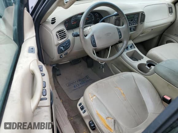 ✅ 2002 Ford Expedition Eddie Bauer • VIN: 1FMPU18L32LA60469 • Lot: 74880214. Listed on Copart with 150,135 mi. Free auction sales archive from the USA and detailed vehicle history report at DreamBid. Image 9.