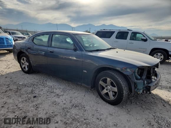 ✅ 2008 Dodge Charger • VIN: 2B3KA43G78H315389 • Lot: 86552295. Wystawiony na Copart z przebiegiem 215 226 mil. Bezpłatny archiwum sprzedaży aukcyjnych z USA i szczegółowy raport historii pojazdu na DreamBid. Zdjęcie 4.