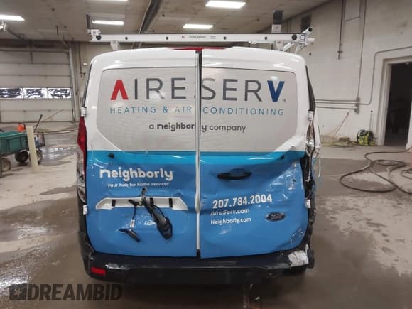 ✅ 2023 Ford Transit Connect XL • VIN: NM0LS7S28P1572305 • Lot: 41030709. Listed on IAAI with 26,048 mi. Free auction sales archive from the USA and detailed vehicle history report at DreamBid. Image 17.