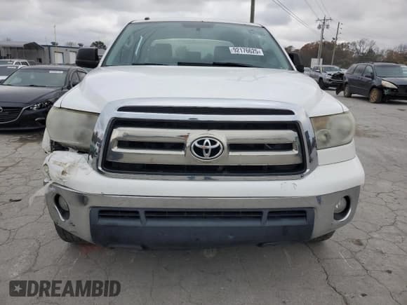 ✅ 2013 Toyota Tundra • VIN: 5TFDW5F17DX290067 • Lot: 92176625. Listed on Copart with 201,454 mi. Free auction sales archive from the USA and detailed vehicle history report at DreamBid. Image 5.