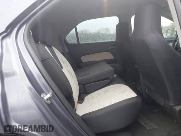 2013 Chevrolet Equinox LS z VIN 2GNALBEK8D6190717, wystawiony jako IAAI lot #43524230 z przebiegiem 85 670 mil mil oraz . Historia ofert i sprzedaży dostępna na DreamBid. Obrazek 8.