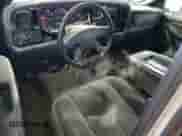 2006 Chevrolet Silverado 1500 Work Truck z VIN 1GCEC14X26Z147659, wystawiony jako Copart lot #61380865 z przebiegiem 212 465 mil mil oraz Szkoda całkowita • Salvage title. Historia ofert i sprzedaży dostępna na DreamBid. Obrazek 8.