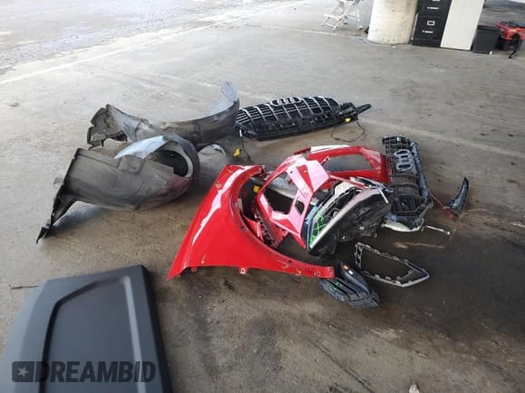 ✅ 2020 Audi Q3 Premium Plus • VIN: WA1BECF30L1122041 • Lot: 92317315. Wystawiony na Copart z przebiegiem 81 927 mil. Bezpłatny archiwum sprzedaży aukcyjnych z USA i szczegółowy raport historii pojazdu na DreamBid. Zdjęcie 12.