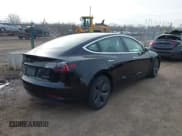 ✅ 2020 Tesla Model 3 Long Range • VIN: 5YJ3E1EB0LF795667 • Lot: 43779127. Wystawiony na IAAI z przebiegiem 80 264 mil. Bezpłatny archiwum sprzedaży aukcyjnych z USA i szczegółowy raport historii pojazdu na DreamBid. Zdjęcie 4.