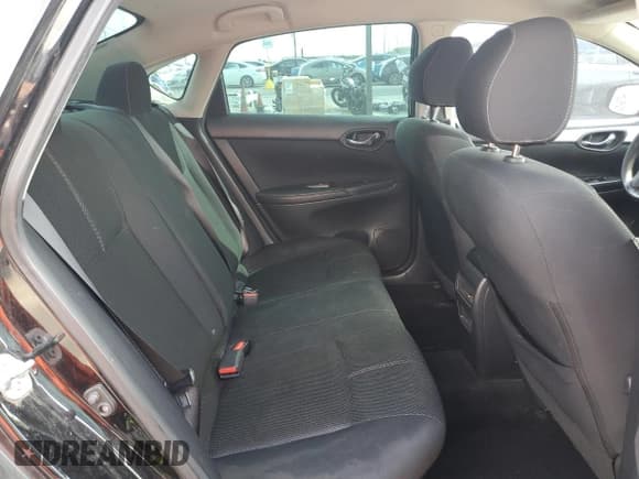 ✅ 2016 Nissan Sentra S • VIN: 3N1AB7AP3GY210002 • Lot: 82742985. Wystawiony na Copart z przebiegiem 132 746 mil. Bezpłatny archiwum sprzedaży aukcyjnych z USA i szczegółowy raport historii pojazdu na DreamBid. Zdjęcie 10.