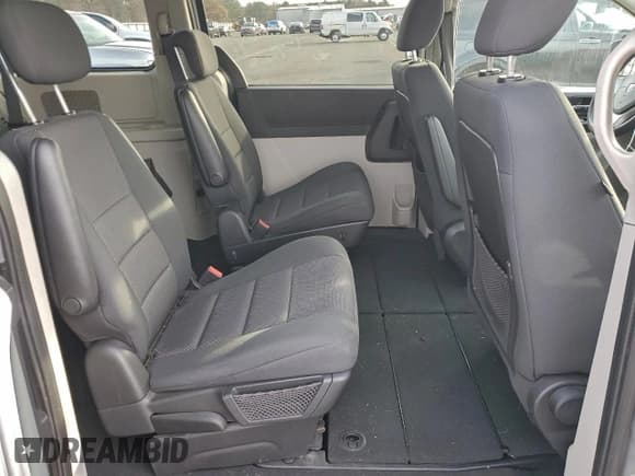 ✅ 2009 Dodge Grand Caravan SE • VIN: 1D8HN44E29B520379 • Lot: 93370085. Listed on Copart with 145,666 mi. Free auction sales archive from the USA and detailed vehicle history report at DreamBid. Image 11.