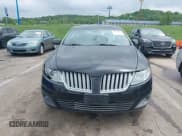 ✅ 2012 Lincoln MKS • VIN: 1LNHL9DR6CG805001 • Lot: 42177964. Listed on IAAI with 270,994 mi. Free auction sales archive from the USA and detailed vehicle history report at DreamBid. Image 12.