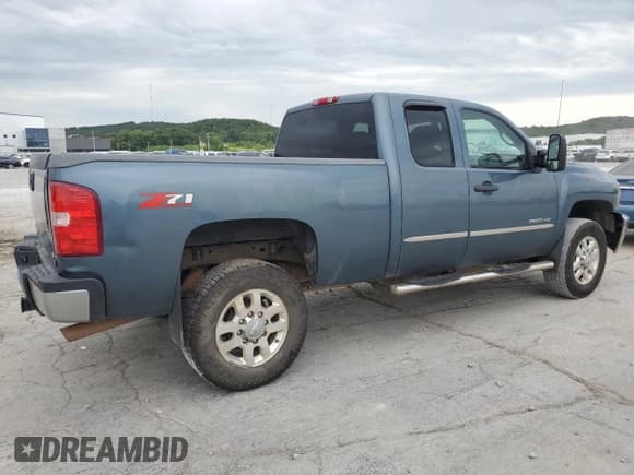 ✅ 2011 Chevrolet Silverado 2500HD LT • VIN: 1GC2CXCG7BZ245202 • Lot: 67255805. Wystawiony na Copart z przebiegiem 183 897 mil. Bezpłatny archiwum sprzedaży aukcyjnych z USA i szczegółowy raport historii pojazdu na DreamBid. Zdjęcie 3.