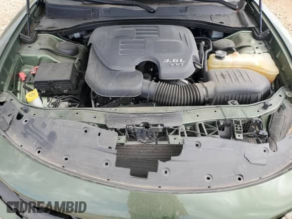 2018 Dodge Charger SXT Plus with VIN 2C3CDXHG1JH228697, listed as a Copart auction lot 68356945 with 117,117 mi miles and Salvage title. Bid and sale history available at DreamBid. Image 11.