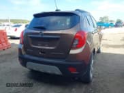 ✅ 2016 Buick Encore Convenience • VIN: KL4CJBSB7GB562622 • Lot: 43391066. Wystawiony na IAAI z przebiegiem 132 724 mil. Bezpłatny archiwum sprzedaży aukcyjnych z USA i szczegółowy raport historii pojazdu na DreamBid. Zdjęcie 4.