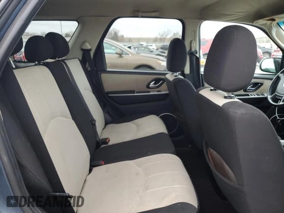 ✅ 2005 Mercury Mariner Luxury • VIN: 4M2YU571X5DJ20028 • Лот: 93561125. Опубликован ранее на Copart с пробегом 143 264 миль. Бесплатный доступ к архиву аукционных продаж из США и подробный отчёт об истории автомобиля на DreamBid. Изображение 11.