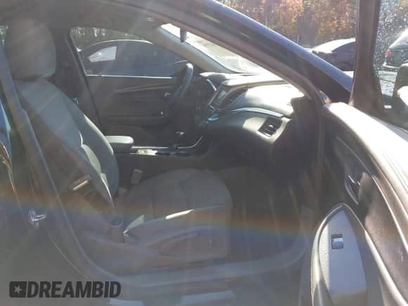 2016 Chevrolet Impala LS z VIN 2G11Z5SA6G9207997, wystawiony jako IAAI lot #43447398 z przebiegiem Nie podano mil oraz . Historia ofert i sprzedaży dostępna na DreamBid. Obrazek 5.