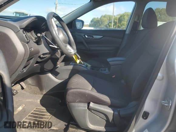 ✅ 2017 Nissan Rogue SL • VIN: 5N1AT2MV7HC785250 • Lot: 90288025. Listed on Copart with 136,764 mi. Free auction sales archive from the USA and detailed vehicle history report at DreamBid. Image 7.