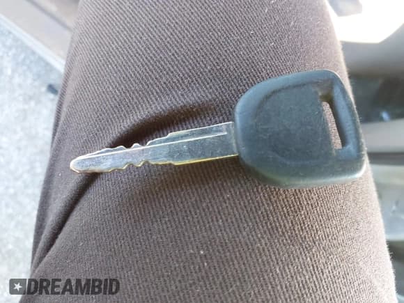 ✅ 2008 Mazda 6 i Sport VE • VIN: 1YVHP80C085M22723 • Lot: 43589582. Wystawiony na IAAI z przebiegiem 277 067 mil. Bezpłatny archiwum sprzedaży aukcyjnych z USA i szczegółowy raport historii pojazdu na DreamBid. Zdjęcie 11.