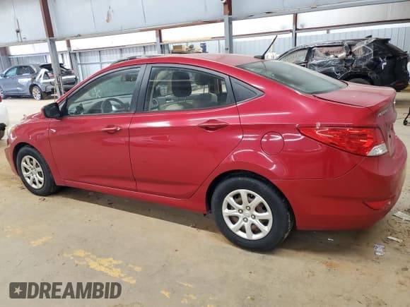 ✅ 2013 Hyundai Accent GLS • VIN: KMHCT4AE0DU444575 • Лот: 69233644. Опубликован ранее на Copart с пробегом 126 996 миль. Бесплатный доступ к архиву аукционных продаж из США и подробный отчёт об истории автомобиля на DreamBid. Изображение 2.