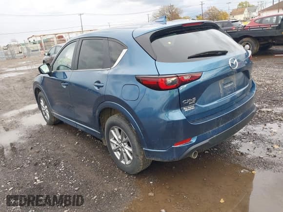✅ 2024 Mazda CX-5 S Select • VIN: JM3KFBBM4R0416074 • Lot: 43580974. Wystawiony na IAAI z przebiegiem 42 042 mil. Bezpłatny archiwum sprzedaży aukcyjnych z USA i szczegółowy raport historii pojazdu na DreamBid. Zdjęcie 3.