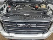 ✅ 2021 GMC Sierra 2500HD AT4 • VIN: 1GT49PEYXMF115643 • Lot: 92095675. Wystawiony na Copart z przebiegiem 122 306 mil. Bezpłatny archiwum sprzedaży aukcyjnych z USA i szczegółowy raport historii pojazdu na DreamBid. Zdjęcie 11.