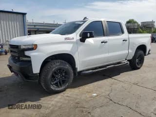 ✅ 2021 Chevrolet Silverado 1500 • VIN: 0K0160956416 • Lot: 65924264. Wystawiony na Copart z przebiegiem 62 745 mil. Bezpłatny archiwum sprzedaży aukcyjnych z USA i szczegółowy raport historii pojazdu na DreamBid. Zdjęcie 1.