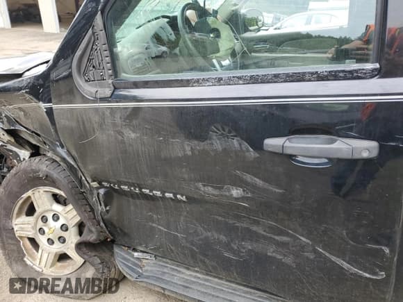 ✅ 2007 Chevrolet Suburban LTZ • VIN: 3GNFK16317G106692 • Lot: 61636134. Listed on Copart with Not provided. Free auction sales archive from the USA and detailed vehicle history report at DreamBid. Image 7.