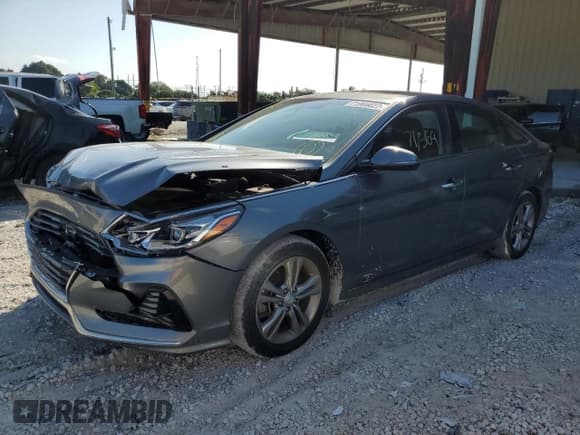 ✅ 2018 Hyundai Sonata Limited • VIN: 5NPE34AF3JH635421 • Лот: 71966622. Опубликован ранее на Copart с пробегом 71 569 миль. Бесплатный доступ к архиву аукционных продаж из США и подробный отчёт об истории автомобиля на DreamBid. Изображение 1.