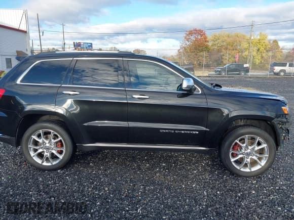✅ 2014 Jeep Grand Cherokee Summit • VIN: 1C4RJFJT6EC389037 • Lot: 43547372. Listed on IAAI with 152,933 mi. Free auction sales archive from the USA and detailed vehicle history report at DreamBid. Image 14.
