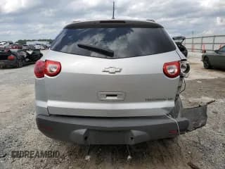 ✅ 2012 Chevrolet Traverse LS • VIN: 1GNKRFED6CJ168289 • Lot: 71892894. Wystawiony na Copart z przebiegiem 73 616 mil. Bezpłatny archiwum sprzedaży aukcyjnych z USA i szczegółowy raport historii pojazdu na DreamBid. Zdjęcie 6.