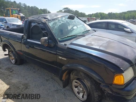 ✅ 2001 Ford Ranger XL • VIN: 1FTYR10U41TA81585 • Lot: 42346400. Wystawiony na IAAI z przebiegiem 229 054 mil. Bezpłatny archiwum sprzedaży aukcyjnych z USA i szczegółowy raport historii pojazdu na DreamBid. Zdjęcie 13.