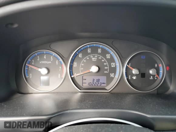 ✅ 2008 Hyundai Santa Fe GLS • VIN: 5NMSG13D18H163261 • Lot: 74598524. Wystawiony na Copart z przebiegiem 102 223 mil mil. Skorzystaj z bezpłatnego archiwum sprzedaży aukcyjnych z USA i zobacz szczegółowy raport historii pojazdu na DreamBid. Zdjęcie 9.