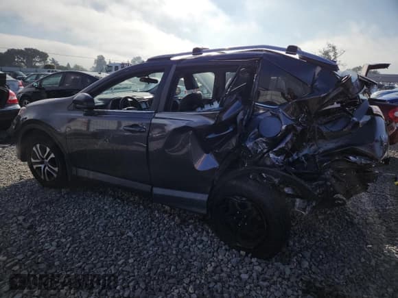 ✅ 2017 Toyota RAV4 LE • VIN: JTMZFREV7HJ121127 • Lot: 90846215. Wystawiony na Copart z przebiegiem 57 621 mil. Bezpłatny archiwum sprzedaży aukcyjnych z USA i szczegółowy raport historii pojazdu na DreamBid. Zdjęcie 2.