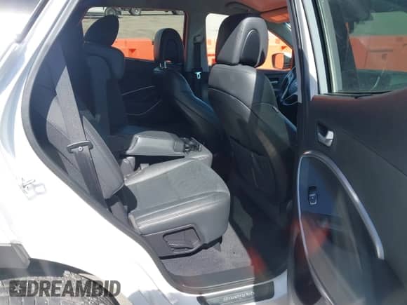 2017 Hyundai Santa Fe 2.0T с VIN 5XYZU4LA0HG406003, выставлен на аукционе IAAI как лот 41875445 с пробегом 81 223 миль миль и . История ставок и продаж доступна на DreamBid. Изображение 8.