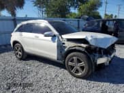 ✅ 2022 Mercedes-Benz GLC 300 • VIN: W1N0G8DB4NV397429 • Lot: 92382935. Wystawiony na Copart z przebiegiem 49 408 mil. Bezpłatny archiwum sprzedaży aukcyjnych z USA i szczegółowy raport historii pojazdu na DreamBid. Zdjęcie 4.