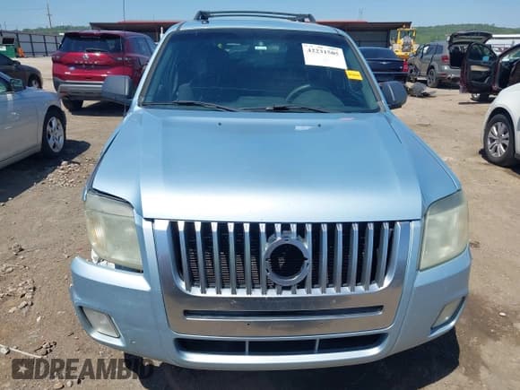 ✅ 2008 Mercury Mariner • VIN: 4M2CU811X8KJ28568 • Lot: 42231505. Wystawiony na IAAI z przebiegiem 225 863 mil. Bezpłatny archiwum sprzedaży aukcyjnych z USA i szczegółowy raport historii pojazdu na DreamBid. Zdjęcie 12.