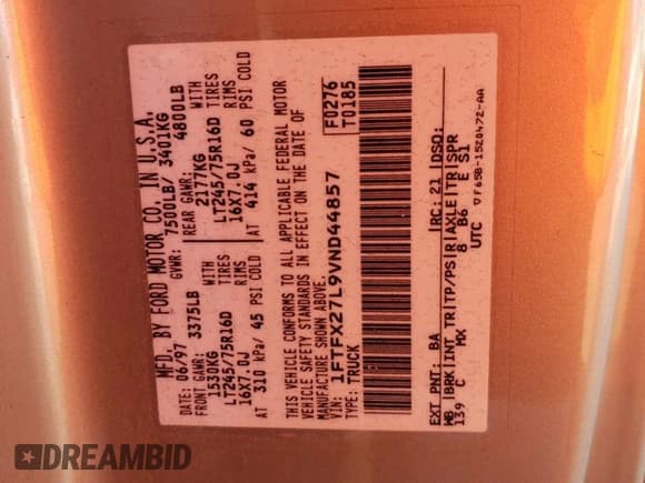 ✅ 1997 Ford F-250 • VIN: 1FTFX27L9VND44857 • Lot: 62461124. Wystawiony na Copart z przebiegiem 135 081 mil. Bezpłatny archiwum sprzedaży aukcyjnych z USA i szczegółowy raport historii pojazdu na DreamBid. Zdjęcie 12.