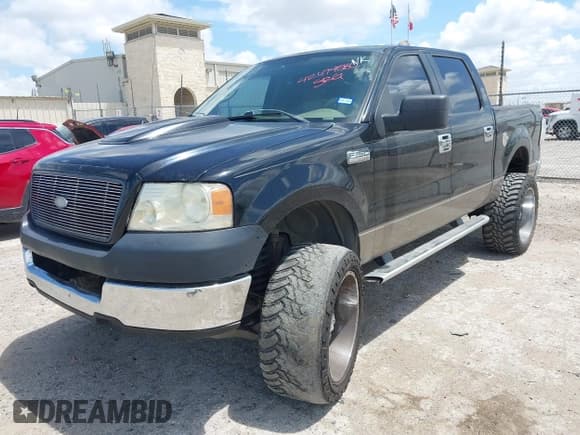 ✅ 2005 Ford F-150 XLT • VIN: 1FTRW12W65FA60527 • Lot: 42674080. Wystawiony na IAAI z przebiegiem 203 795 mil. Bezpłatny archiwum sprzedaży aukcyjnych z USA i szczegółowy raport historii pojazdu na DreamBid. Zdjęcie 2.