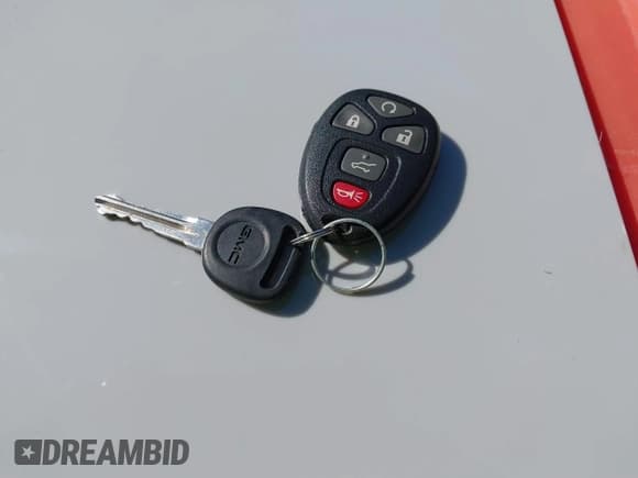 ✅ 2013 GMC Acadia Denali • VIN: 1GKKRTKD4DJ209391 • Lot: 43129576. Listed on IAAI with 129,017 mi. Free auction sales archive from the USA and detailed vehicle history report at DreamBid. Image 11.