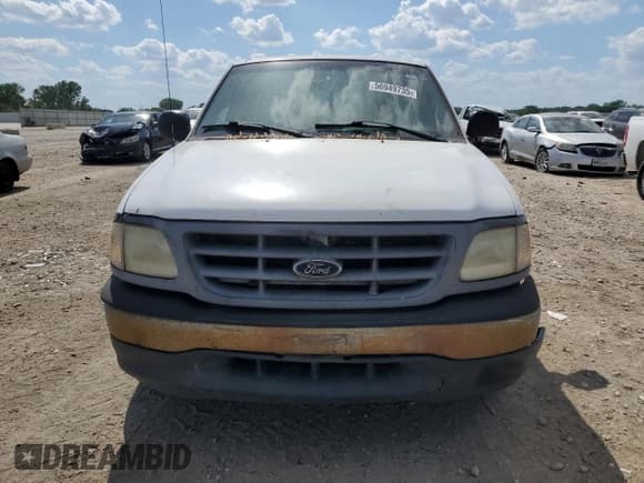 ✅ 2000 Ford F-150 XL • VIN: 1FTZF1723YNC40838 • Lot: 56949735. Listed on Copart with 231,124 mi. Free auction sales archive from the USA and detailed vehicle history report at DreamBid. Image 5.