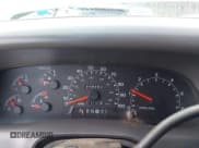 ✅ 2001 Ford F-250 XL • VIN: 1FTNX21S01EB08460 • Lot: 41890597. Wystawiony na IAAI z przebiegiem 218 302 mil. Bezpłatny archiwum sprzedaży aukcyjnych z USA i szczegółowy raport historii pojazdu na DreamBid. Zdjęcie 7.