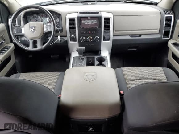 ✅ 2010 Dodge 1500 Sport • VIN: 1D7RV1CT8AS193093 • Lot: 85918234. Wystawiony na Copart z przebiegiem 161 418 mil. Bezpłatny archiwum sprzedaży aukcyjnych z USA i szczegółowy raport historii pojazdu na DreamBid. Zdjęcie 8.