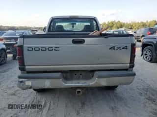 1998 Dodge 1500 z VIN 1B7HF16Y2WS676306, wystawiony jako Copart lot #75680954 z przebiegiem Nie podano mil oraz Szkoda całkowita • Salvage title. Historia ofert i sprzedaży dostępna na DreamBid. Obrazek 6.