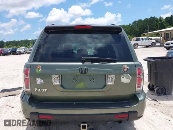 2007 Honda Pilot LX with VIN 5FNYF28167B023921, listed as a IAAI auction lot 42727822 with 177,088 mi miles and . Bid and sale history available at DreamBid. Image 16.