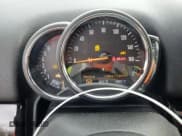 ✅ 2019 MINI Countryman Cooper S • VIN: WMZYT5C59K3G93945 • Lot: 85433555. Listed on Copart with 98,579 mi. Free auction sales archive from the USA and detailed vehicle history report at DreamBid. Image 9.