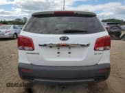 ✅ 2011 Kia Sorento EX • VIN: 5XYKUDA27BG064201 • Lot: 70150185. Listed on Copart with 132,126 mi. Free auction sales archive from the USA and detailed vehicle history report at DreamBid. Image 6.