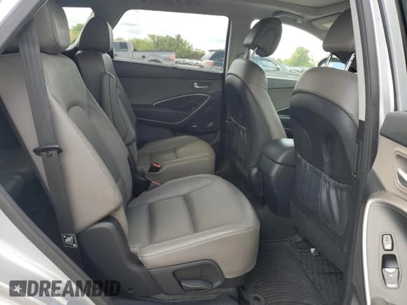 ✅ 2015 Hyundai Santa Fe Limited • VIN: KM8SRDHFXFU129391 • Лот: 53209114. Опубликован ранее на Copart с пробегом 114 593 миль. Бесплатный доступ к архиву аукционных продаж из США и подробный отчёт об истории автомобиля на DreamBid. Изображение 11.