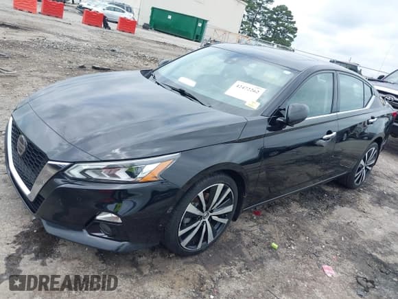 ✅ 2021 Nissan Altima Platinum • VIN: 1N4BL4FW5MN418460 • Lot: 42472262. Wystawiony na IAAI z przebiegiem 138 304 mil. Bezpłatny archiwum sprzedaży aukcyjnych z USA i szczegółowy raport historii pojazdu na DreamBid. Zdjęcie 17.