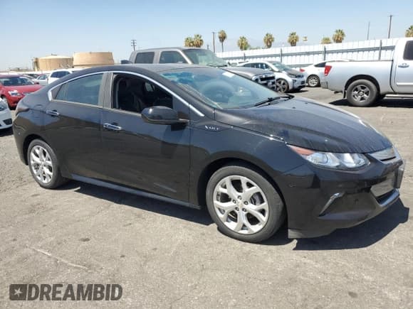 ✅ 2018 Chevrolet Volt Premier • VIN: 1G1RD6S57JU136765 • Lot: 68870624. Wystawiony na Copart z przebiegiem 56 473 mil. Bezpłatny archiwum sprzedaży aukcyjnych z USA i szczegółowy raport historii pojazdu na DreamBid. Zdjęcie 4.