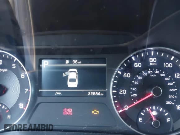 ✅ 2024 Kia Forte LXS • VIN: 3KPF24AD5RE804926 • Lot: 43355655. Wystawiony na IAAI z przebiegiem 22 884 mil. Bezpłatny archiwum sprzedaży aukcyjnych z USA i szczegółowy raport historii pojazdu na DreamBid. Zdjęcie 15.