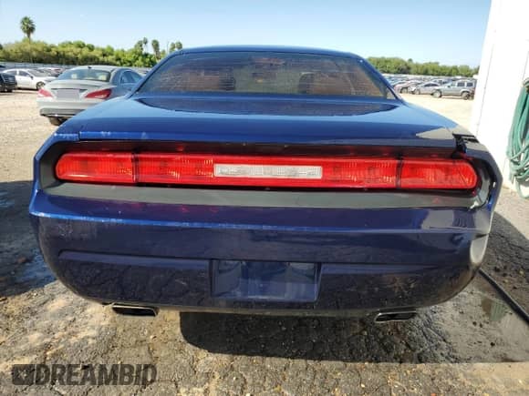 2013 Dodge Challenger SXT z VIN 2C3CDYAGXDH607458, wystawiony jako Copart lot #73729774 z przebiegiem 181 217 mil mil oraz Czysty tytuł • Clean title. Historia ofert i sprzedaży dostępna na DreamBid. Obrazek 6.