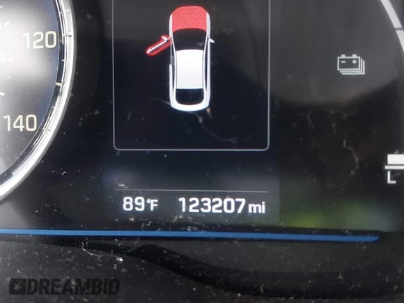 ✅ 2018 Hyundai Ioniq Blue • VIN: KMHC65LC9JU077745 • Lot: 42170399. Wystawiony na IAAI z przebiegiem 123 207 mil. Bezpłatny archiwum sprzedaży aukcyjnych z USA i szczegółowy raport historii pojazdu na DreamBid. Zdjęcie 15.